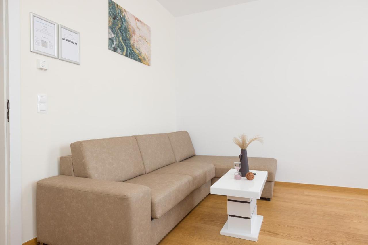 Donaustadt Special Apartments 1220 Wina Bagian luar foto