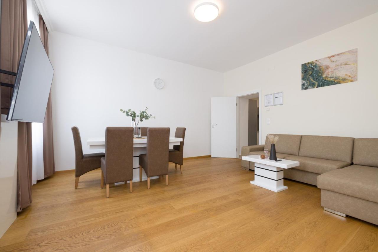 Donaustadt Special Apartments 1220 Wina Bagian luar foto